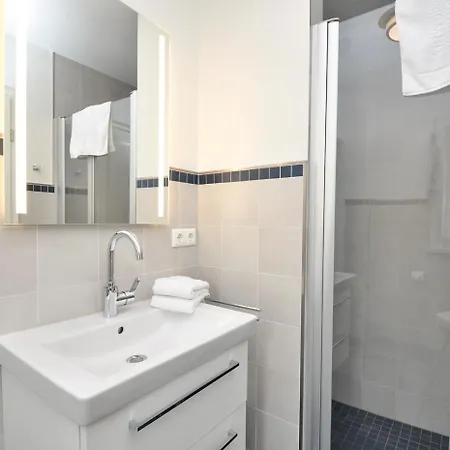 Doppelhaushaelfte Deicheck * Böhl