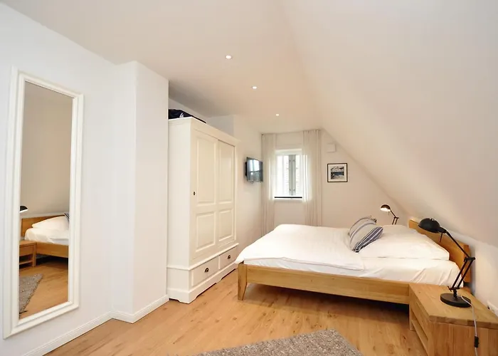 Doppelhaushaelfte Deicheck Vakantiehuis *