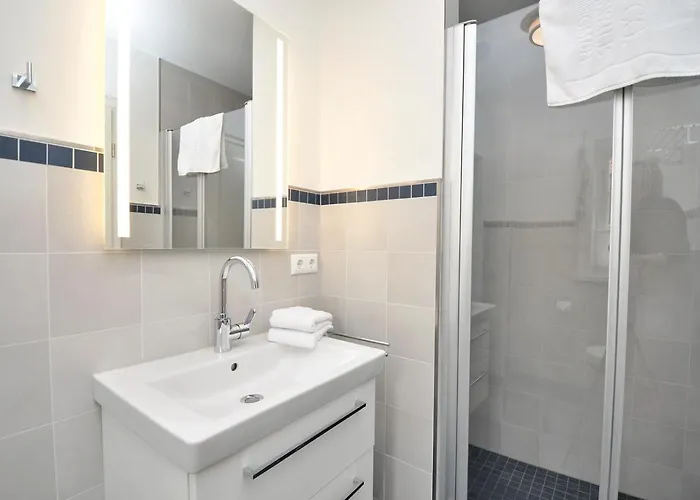 Doppelhaushaelfte Deicheck * Böhl